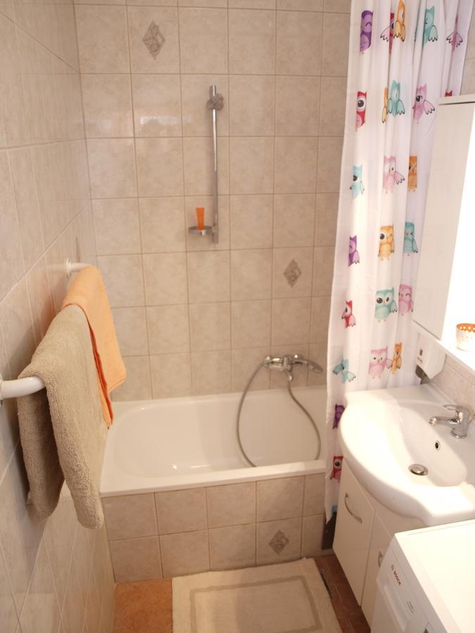 Frin Apartment Zagreb Buitenkant foto